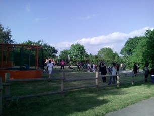 Location de salle et aussi son aire de jeux!