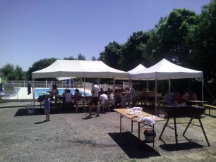 Location salle et barnum sur la terrasse de la piscine